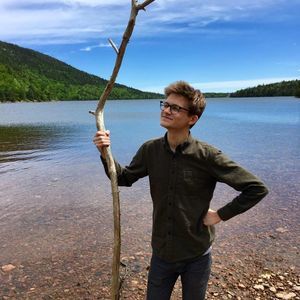 Meet your Posher, Ethan